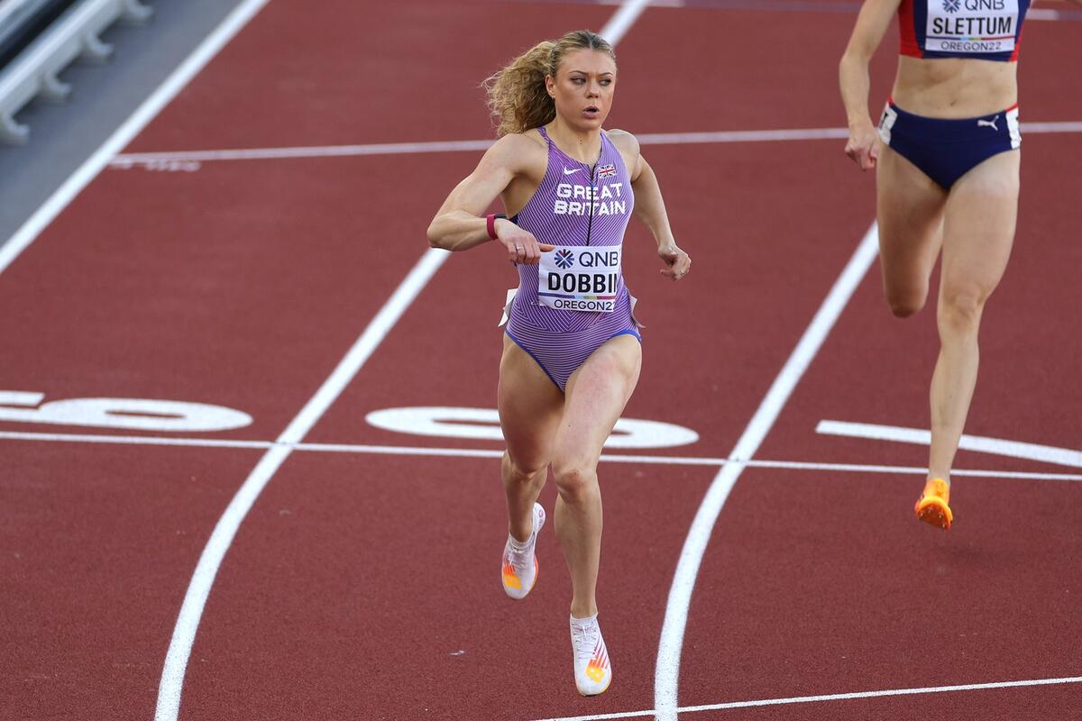 Atletičarki Bet dobin je dijagnostikovan mijalgični encefalomijelitis od koga je prikovana za krevet