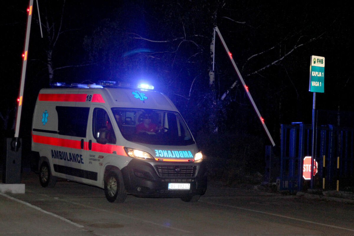 Hitna odvozi povređene osobe u nesreći u Užicu