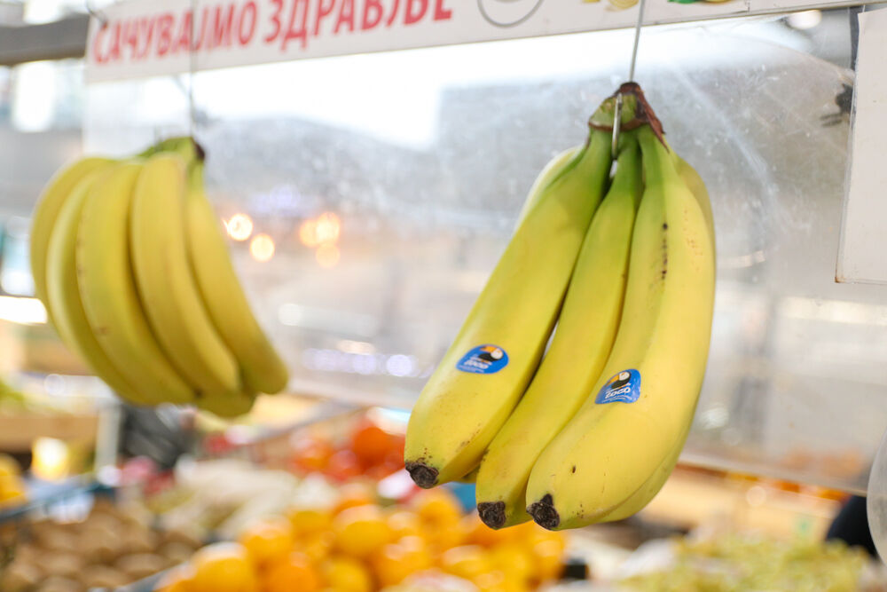 Voće, Povrće, pijaca, Cene, Palilulska pijaca, Banane, Maline