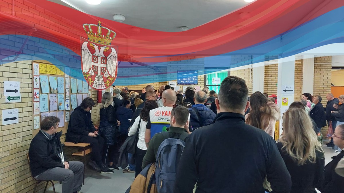 (Uživo) Izbori 2026, Srbija bira: Otvorena biračka mesta tačno u 7 sati