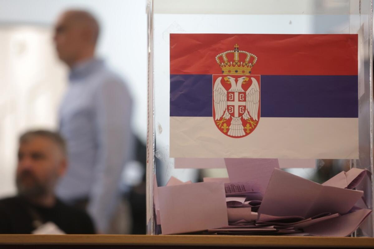 Na 75% obrađenog uzorka Studentska lista 52,4% Ujedinjena Srbija 39,2 %