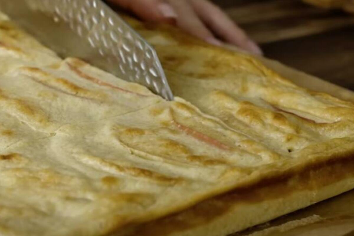 Pita sa jabukama i pudingom od vanile
