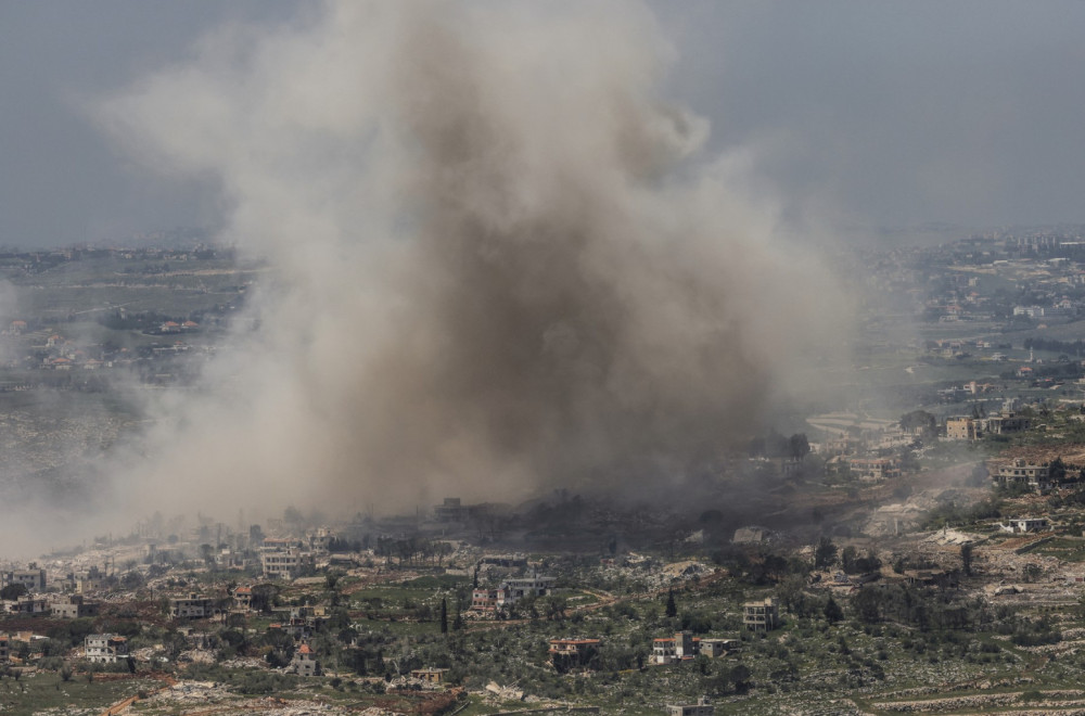 Izrael nastavio snažne udare na Liban; Održan važan sastanak Putina i Aragčija FOTO/VIDEO
