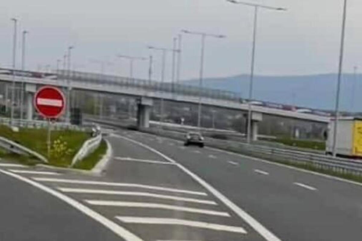 Vozilo u suprotnom smeru na Moravskom koridoru