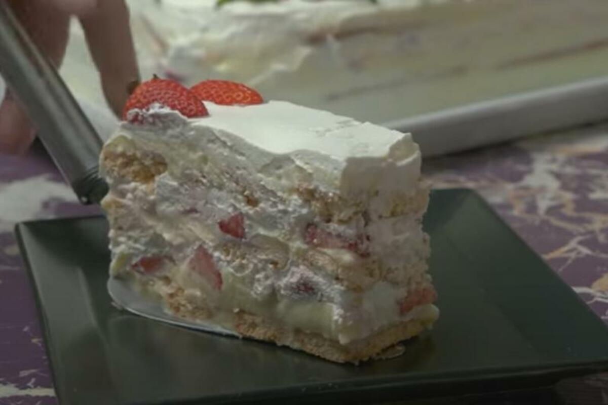 Recept za Šarlota tortu sa jagodama