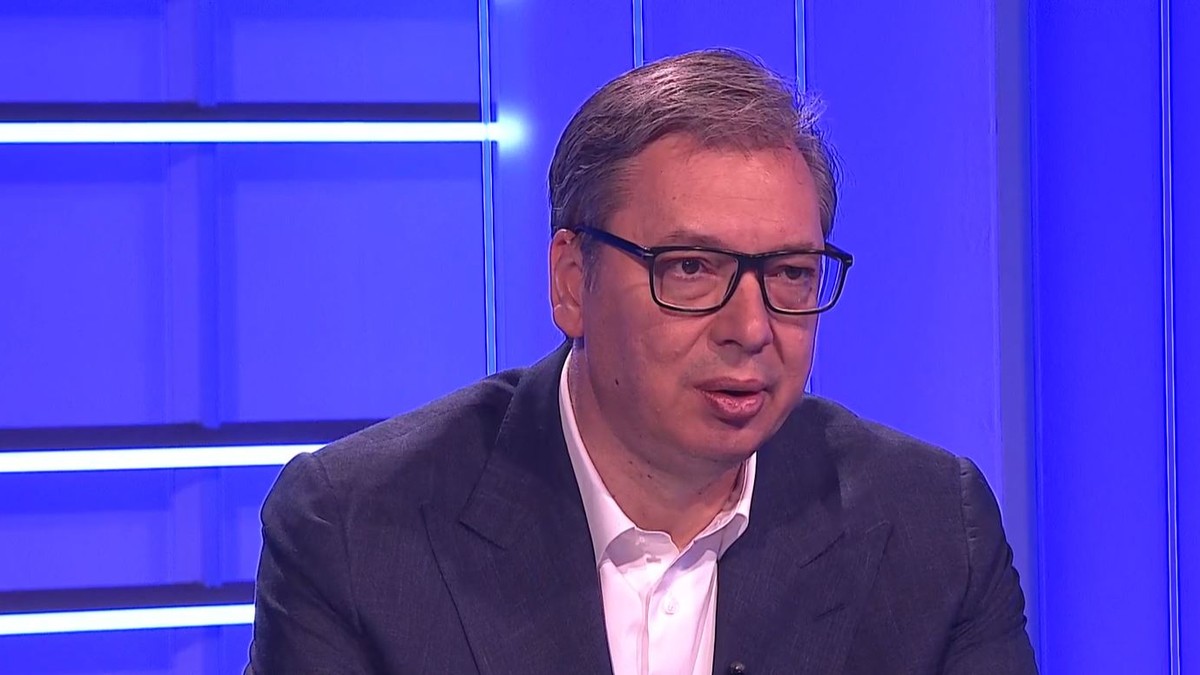 (Uživo) Vučić gost u Ćirilici: U roku od 10 dana puštamo portal, čitaću sve primedbe