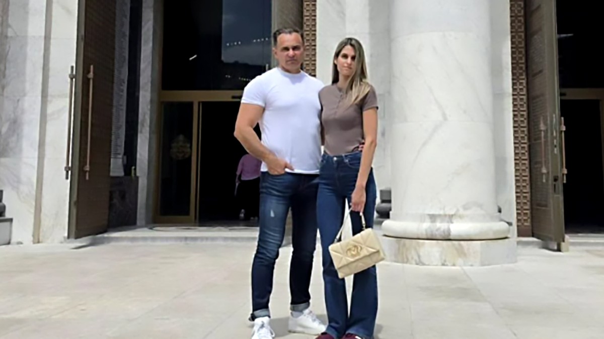Bivši dečko Jovane Jeremić sa novom devojkom u Hramu: "Ljubav je temelj svega"