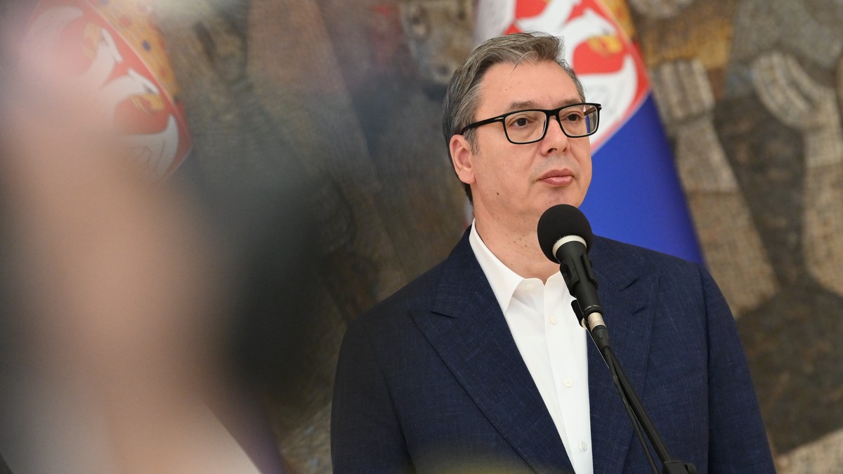 BIA upozorila Vučića da ne ide u Crnu Goru