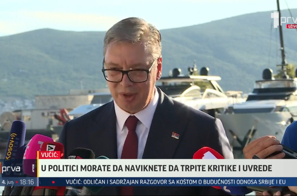 Vučić iz Tivta: "Protiv mene u Crnoj Gori vode brutalnu kampanju"; "Građani me dočekali sa 'pomaže Bog'" VIDEO