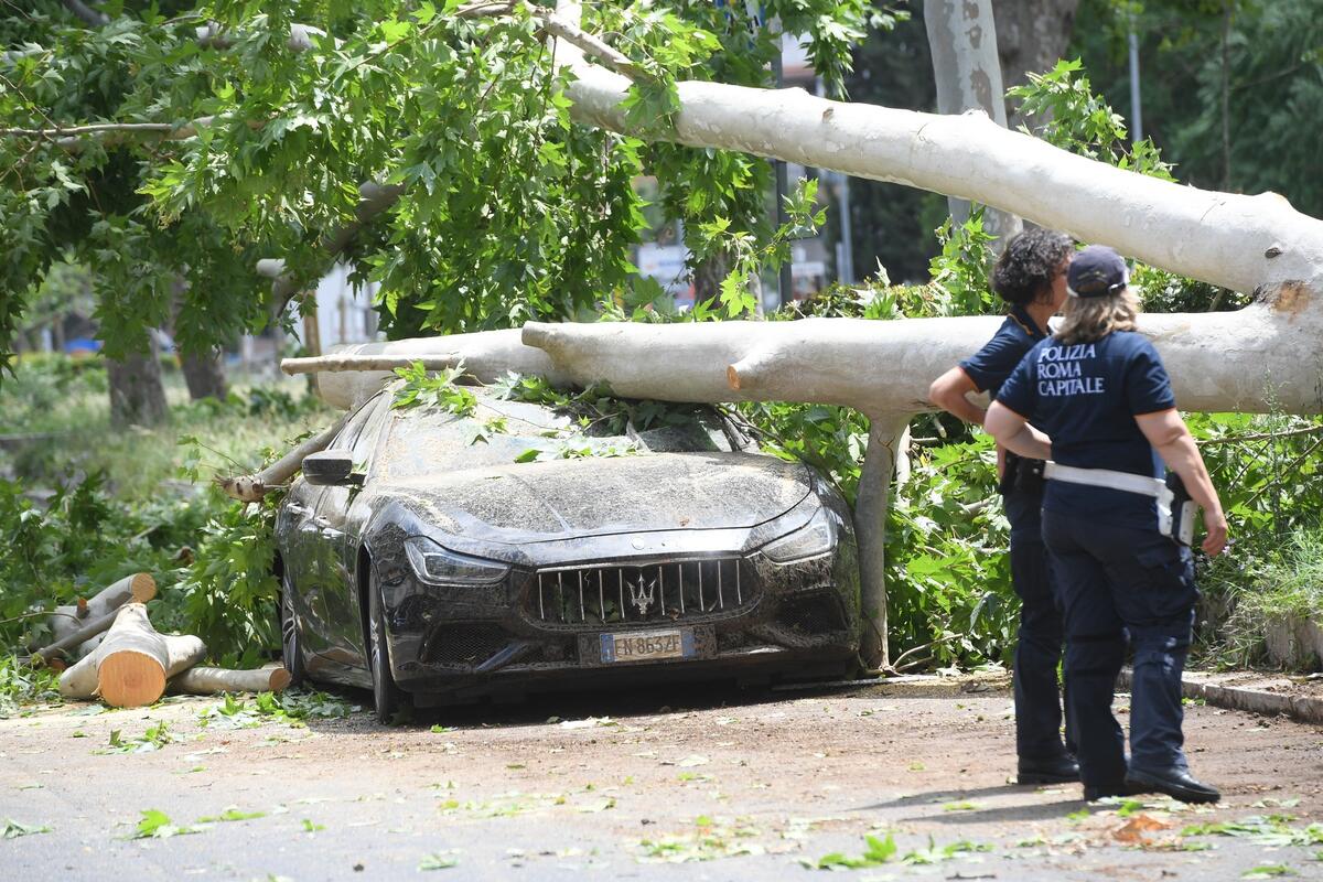 Tornado urnisao Rim