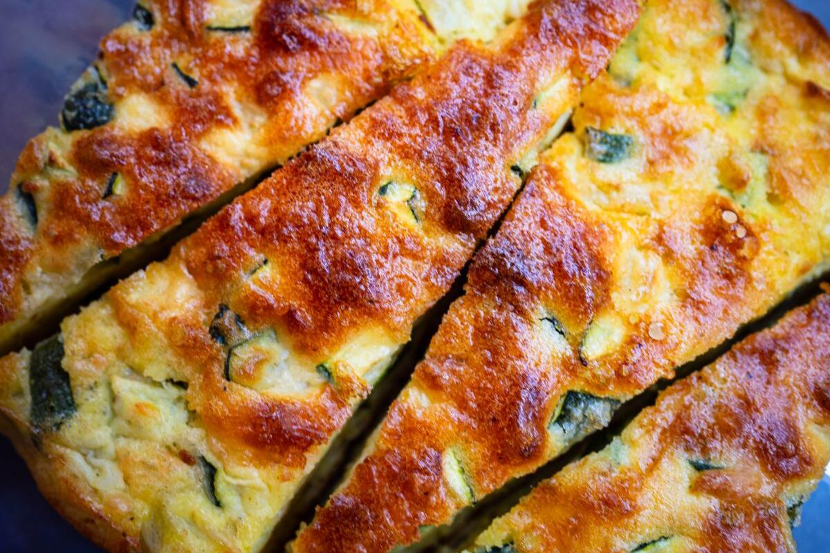 Pita sa tikvicama i slaninom (RECEPT)