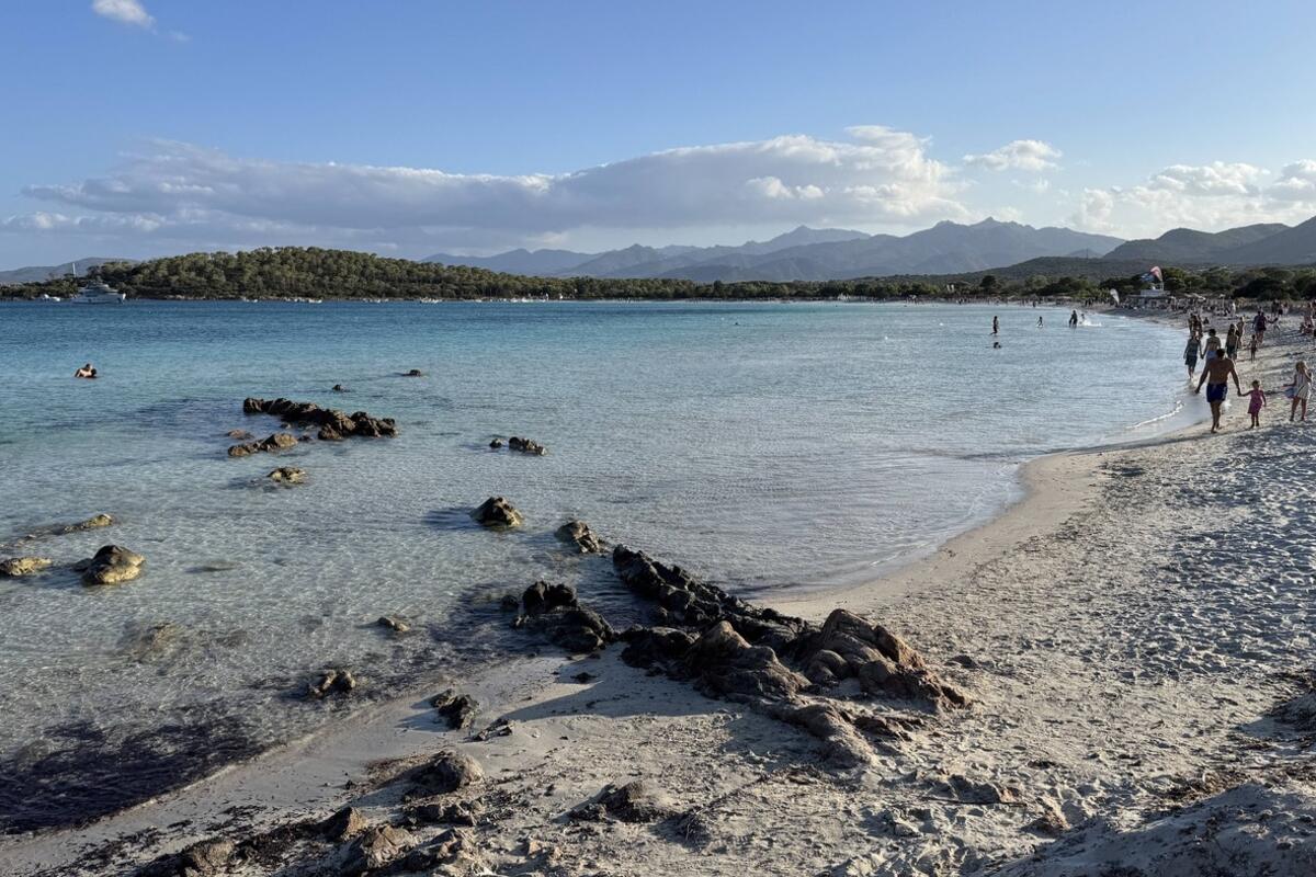 Plaža na Sardiniji zabranila peškire