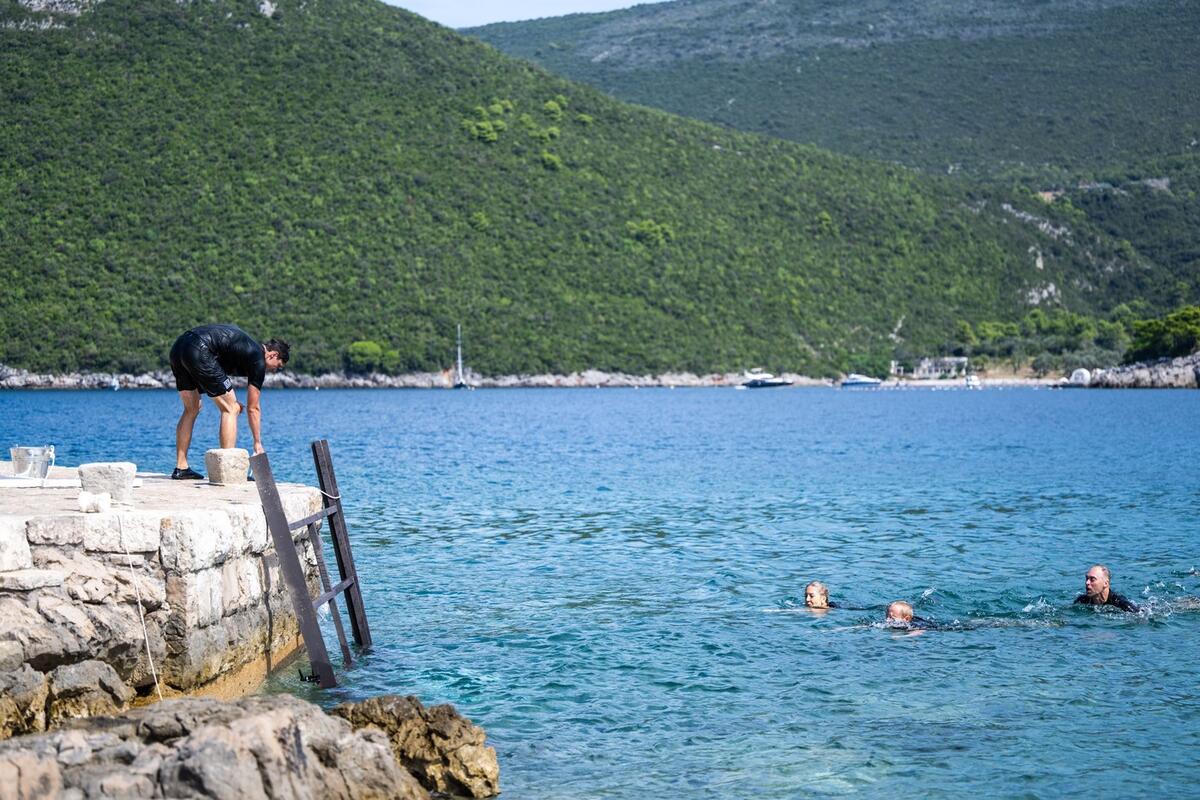 Titova privatna plaža je letnji hit: Voda je kristalno čista, ali zbog jedne stvari morate da gledate gde stajete