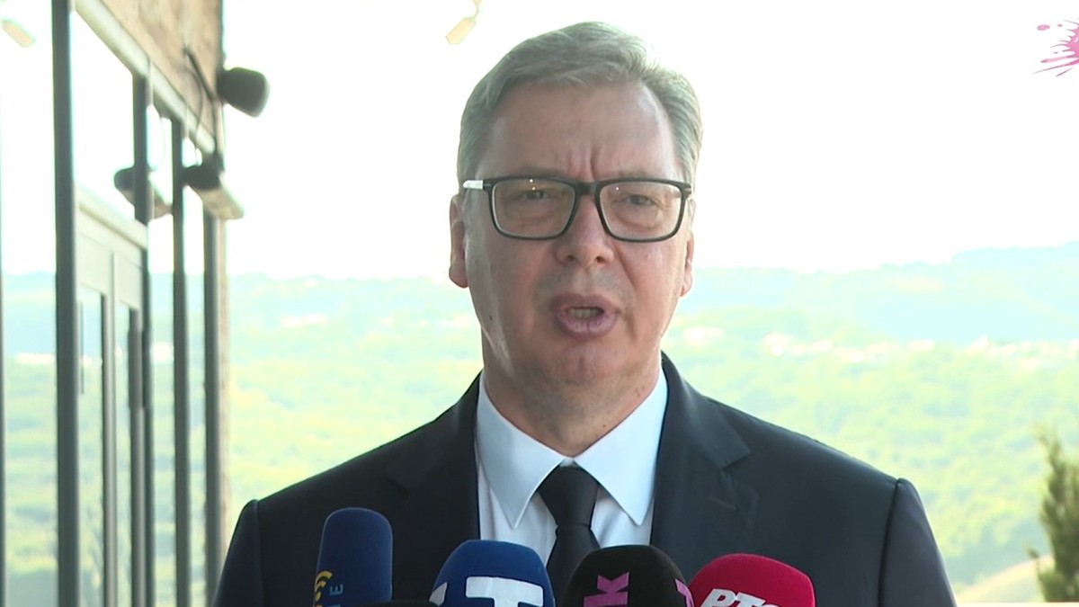 Vučić: Hibridni rat iz Crne Gore protiv Srbije se nastavlja