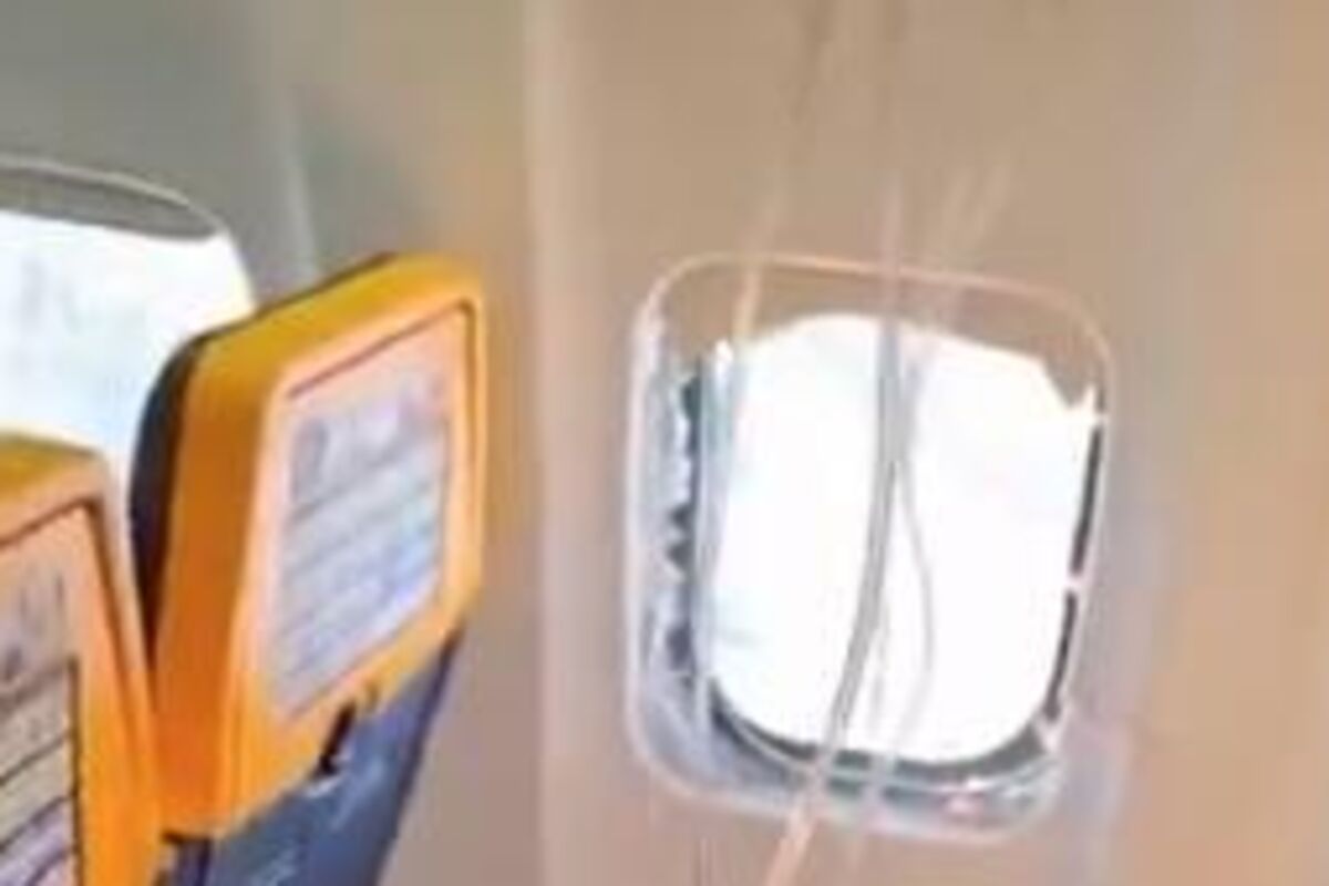 Detalji drame u avionu u kojem je pukao prozor tokom leta