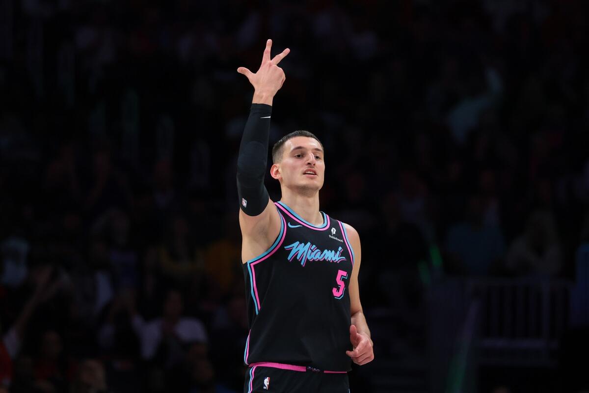 Majami hoće legendarnog šutera - Jović odlazi sa Floride?