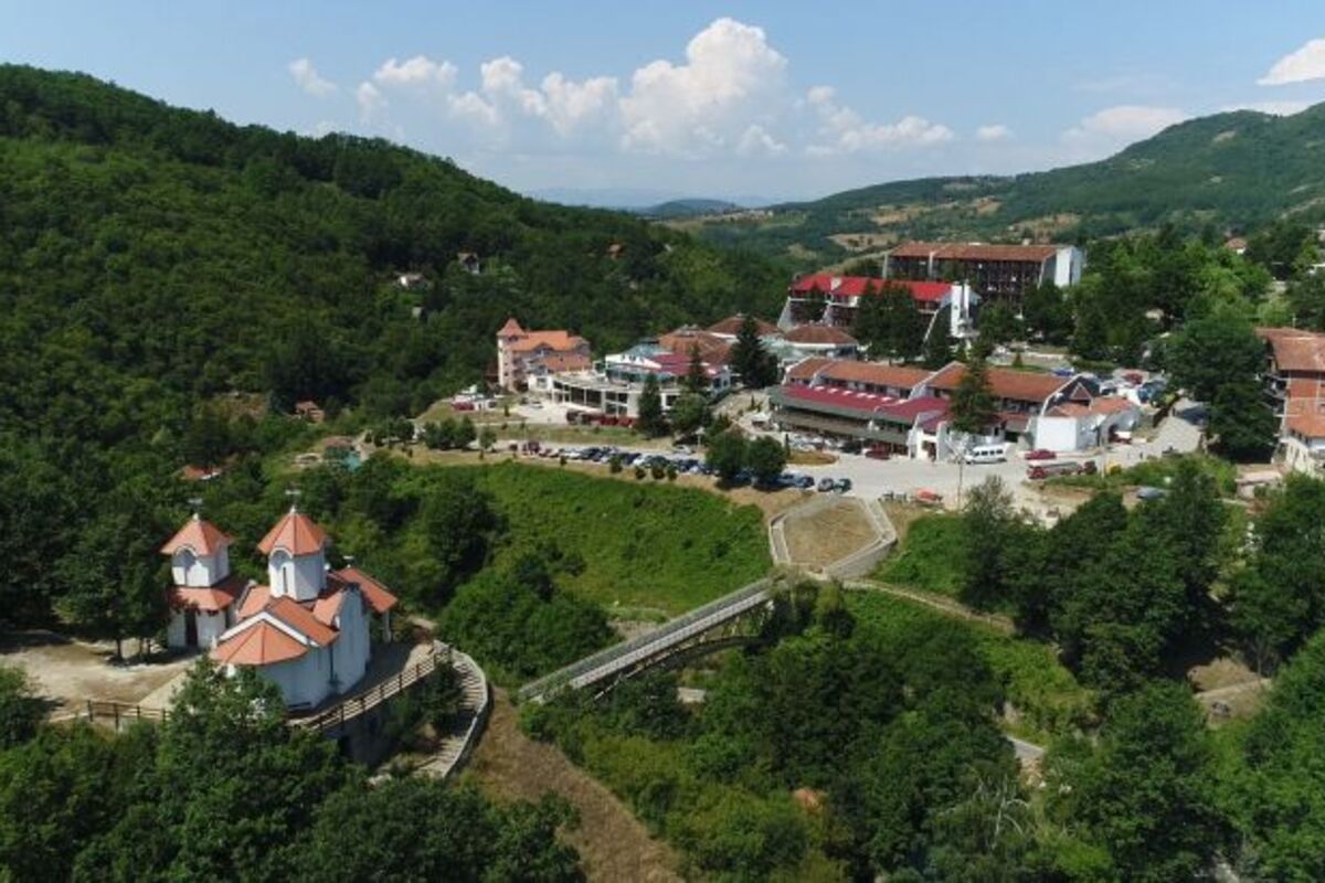 Jeftine cene u Prolom banji