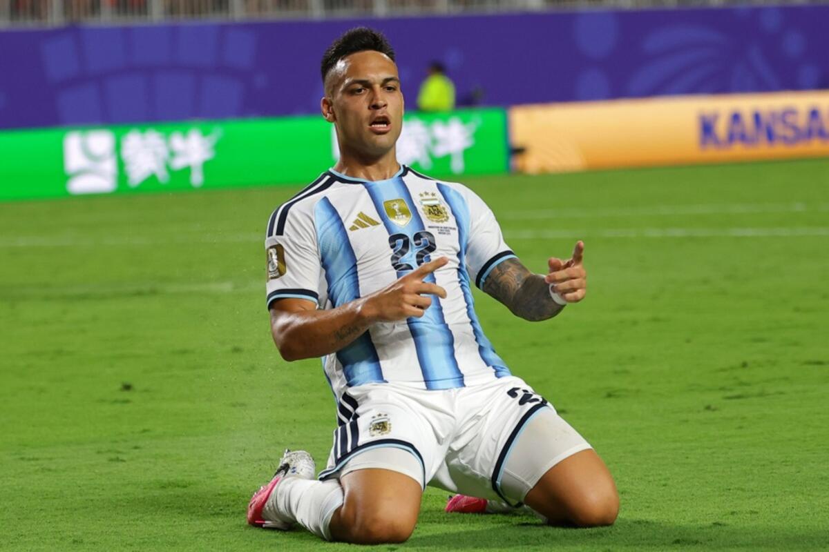Ko je žena Lautara Martineza, fudbalera Argentine?