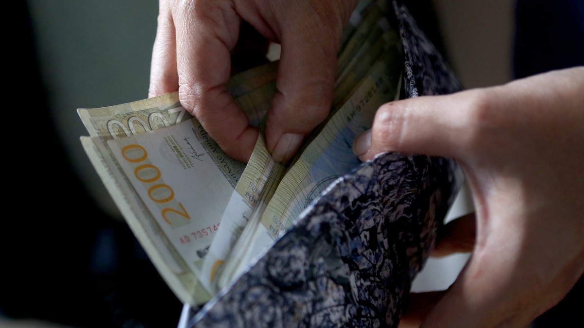 Vučić otkrio tačan datum kada će novac leći na račune građana Srbije