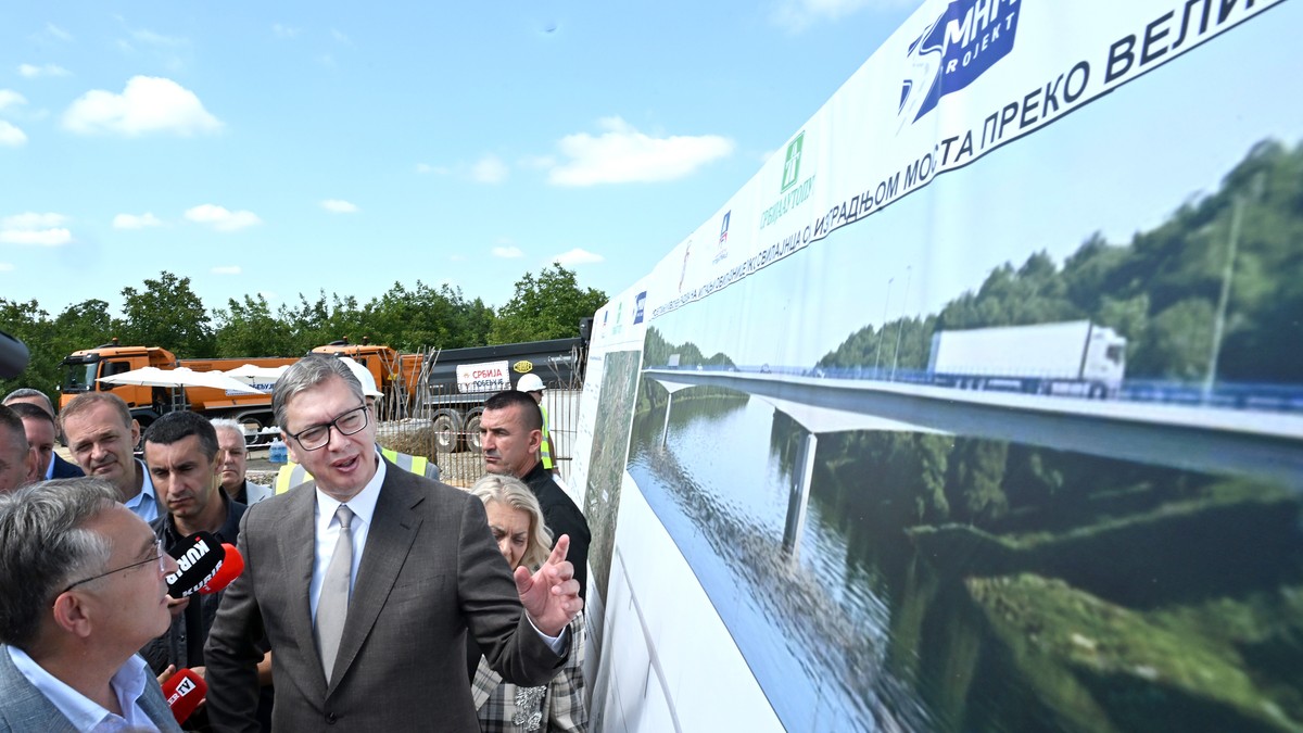 DRŽAVA SPREMA VELIKE SUBVENCIJE ZA POVRATAK SRBA IZ INOSTRANSTVA! Vučić najavio novi projekat: "Oni su resurs ove zemlje, želimo da nam prenesu znanje"
