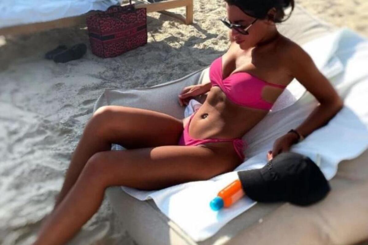 Žena Ognjena Amidžića objavila fotografiju u kupaćem