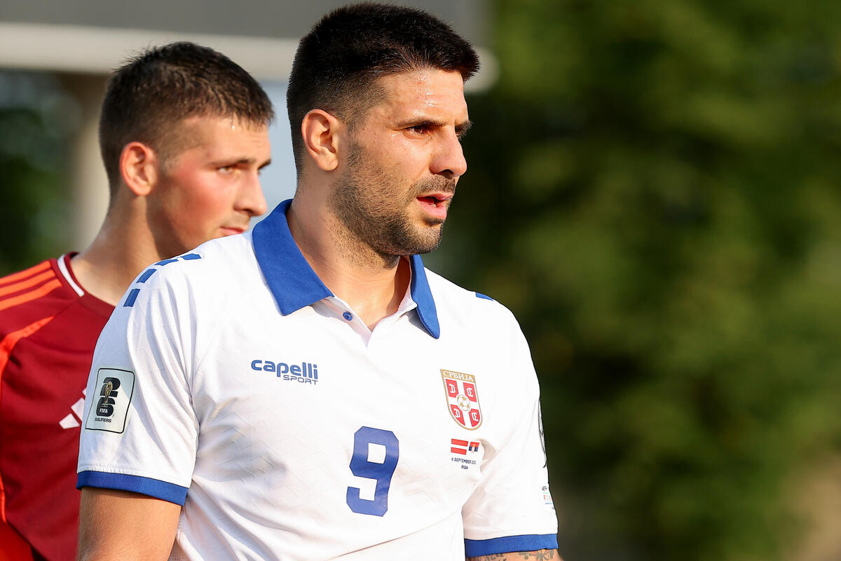 SRBIJA BEZ KAPITENA NA STARTU LIGE NACIJA! Aleksandar Mitrović najmanje dva meseca van terena!