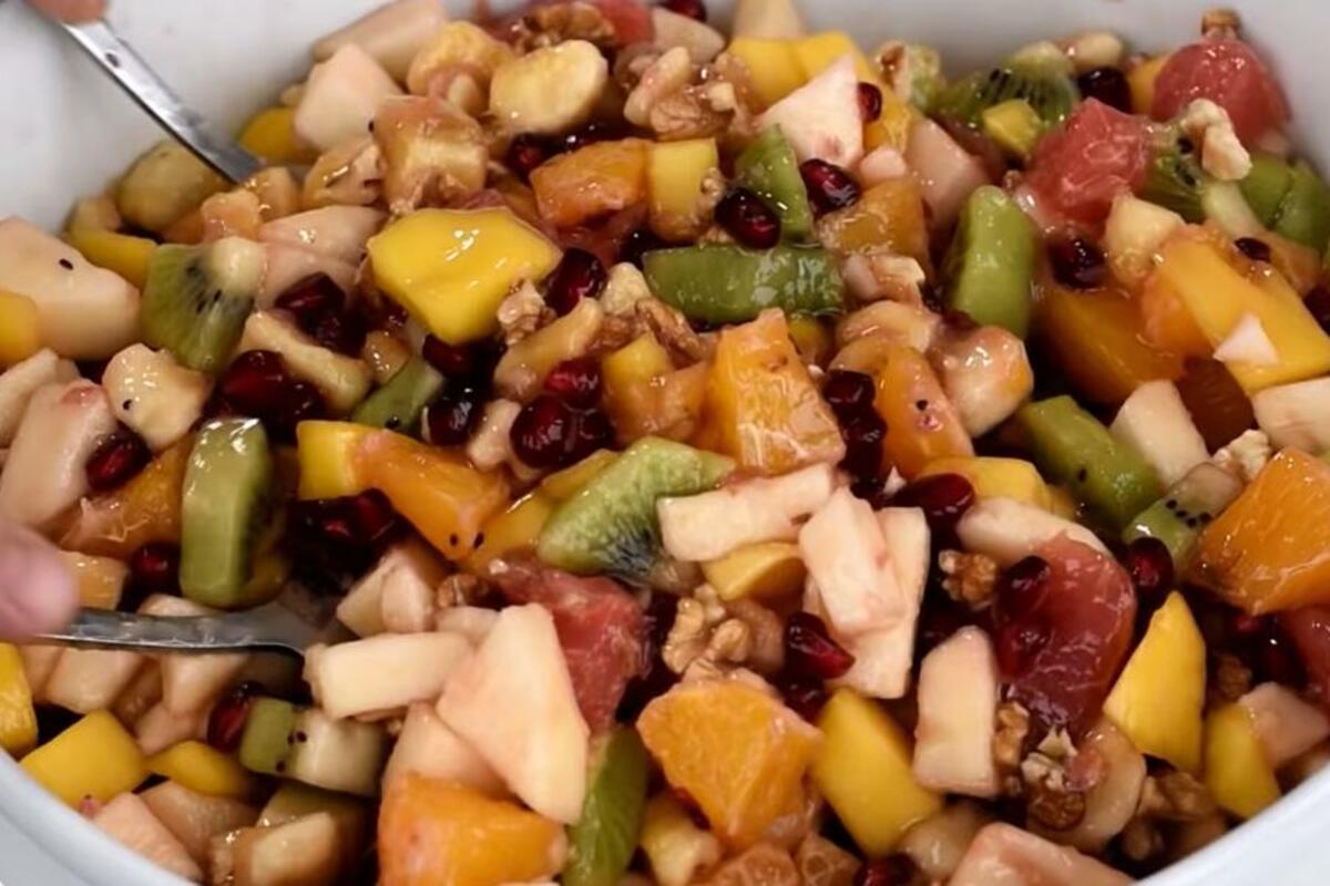 Letnja voćna salata koja se jede za 2 minuta