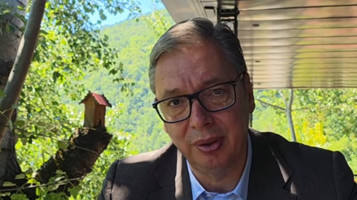 Vučić: Ako naša lista bude poražena na izborima, iste večeri pružićemo ruku blokaderima i čestitati na pobedi