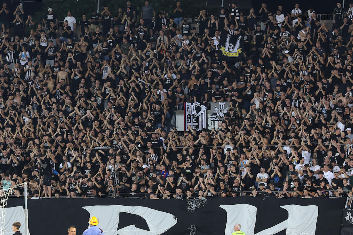 Grobari se oglasili oštrim saopštenjem: Odbili ostavke uprave FK Partizan