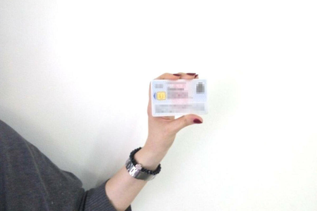 Ako ste menjali prezime i adresu na ličnoj karti obavestite izbornu komisiju, poreznike i banku u kojoj imate račun