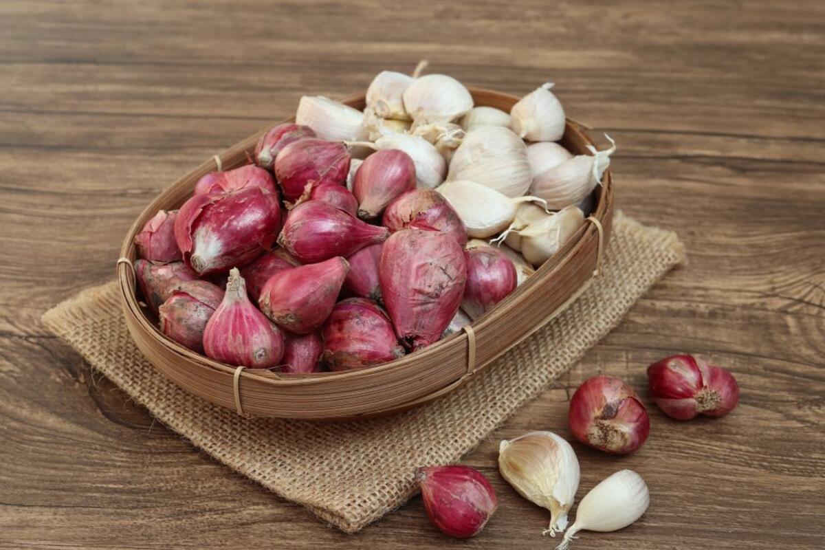 Koji luk je zdraviji - crveni ili beli?