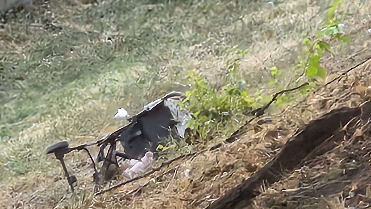 Potresan prizor na mestu užasne nesreće u Kraljevu: Dečija kolica zgužvana