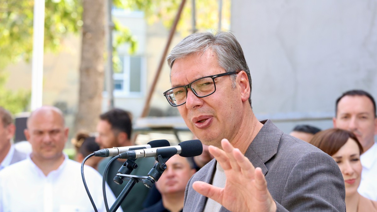 Vučić: Hrvati progone majku dečaka koji je pokazao 3 prsta, šta mi da radimo sa onima koji idu na Tompsona