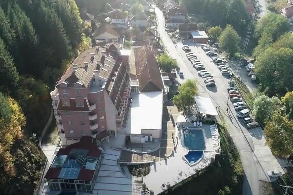 Noćenje u Lukovskoj banji košta 2.000 dinara