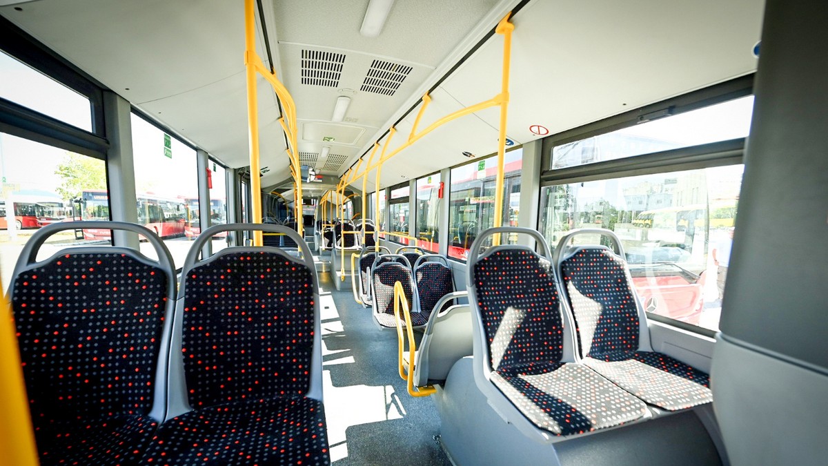 Ženi naglo pozlilo u gradskom autobusu, srušila se i umrla, vozač je ranimirao