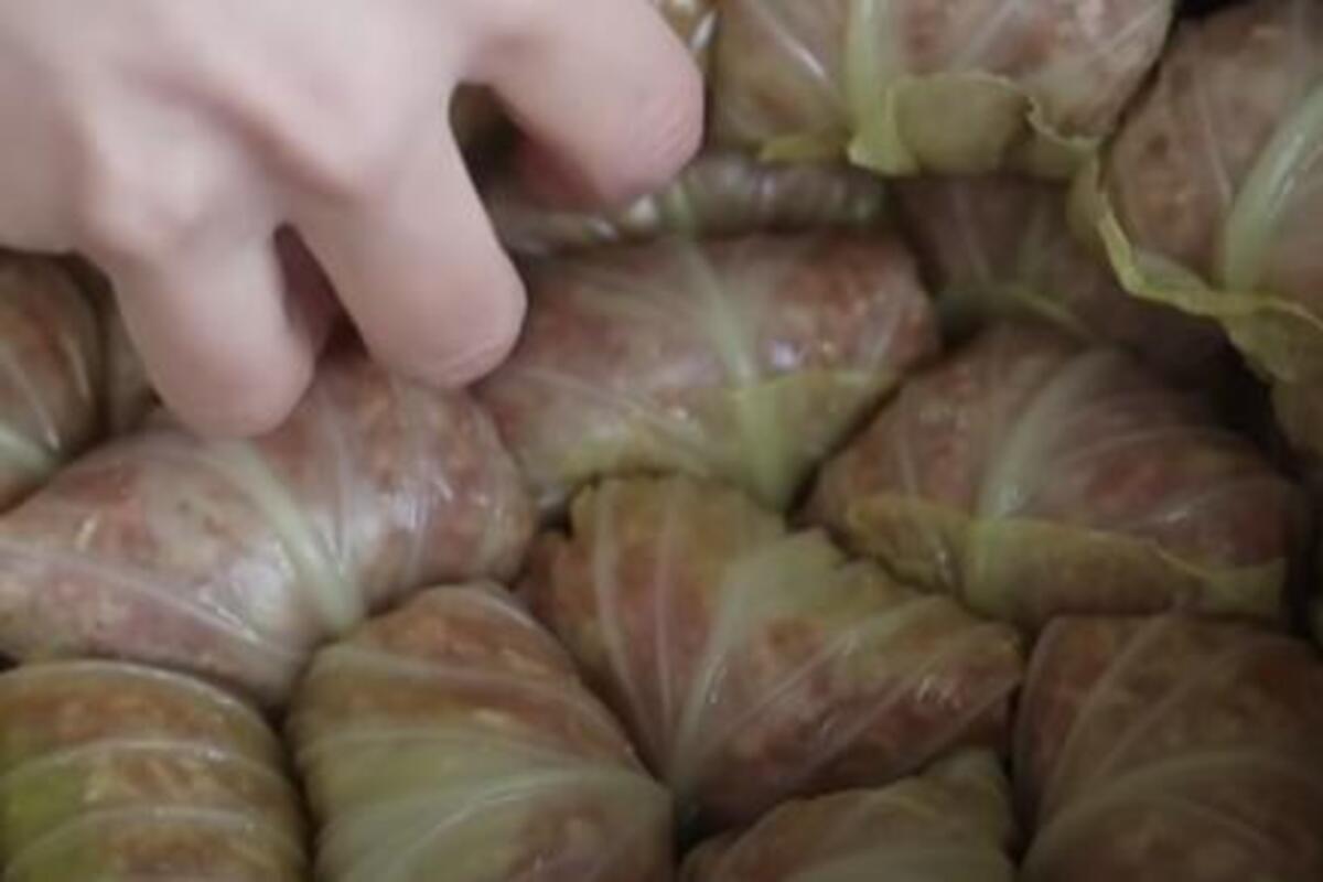 Caka kuvara za pravu zapršku sarmu