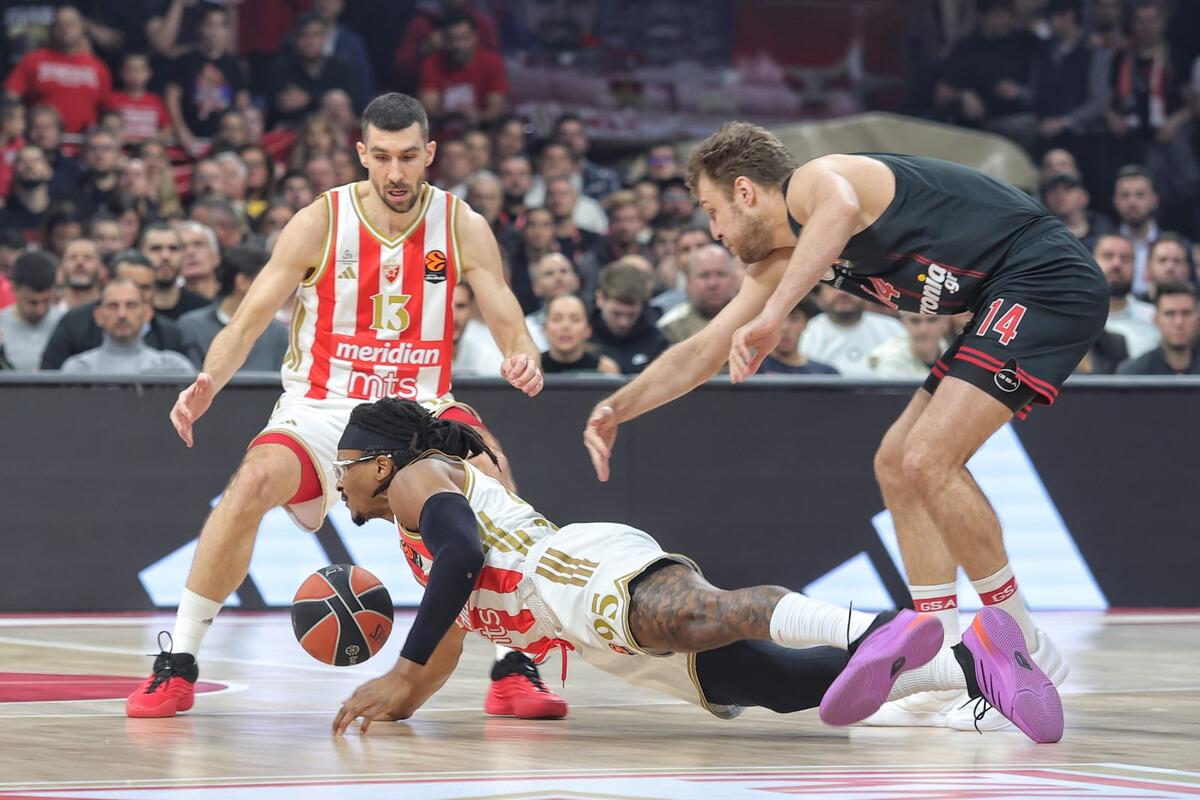 Zvezda izgubila od Olimpijakosa: Vezenkov od potencijalnog tragičara do junaka