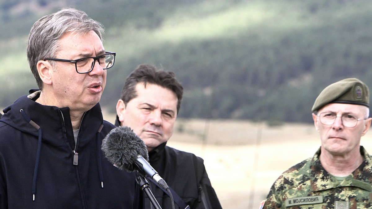 Vučić posle vojne vežbe potvrdio kada kreće obavezno služenje vojnog roka u Srbiji