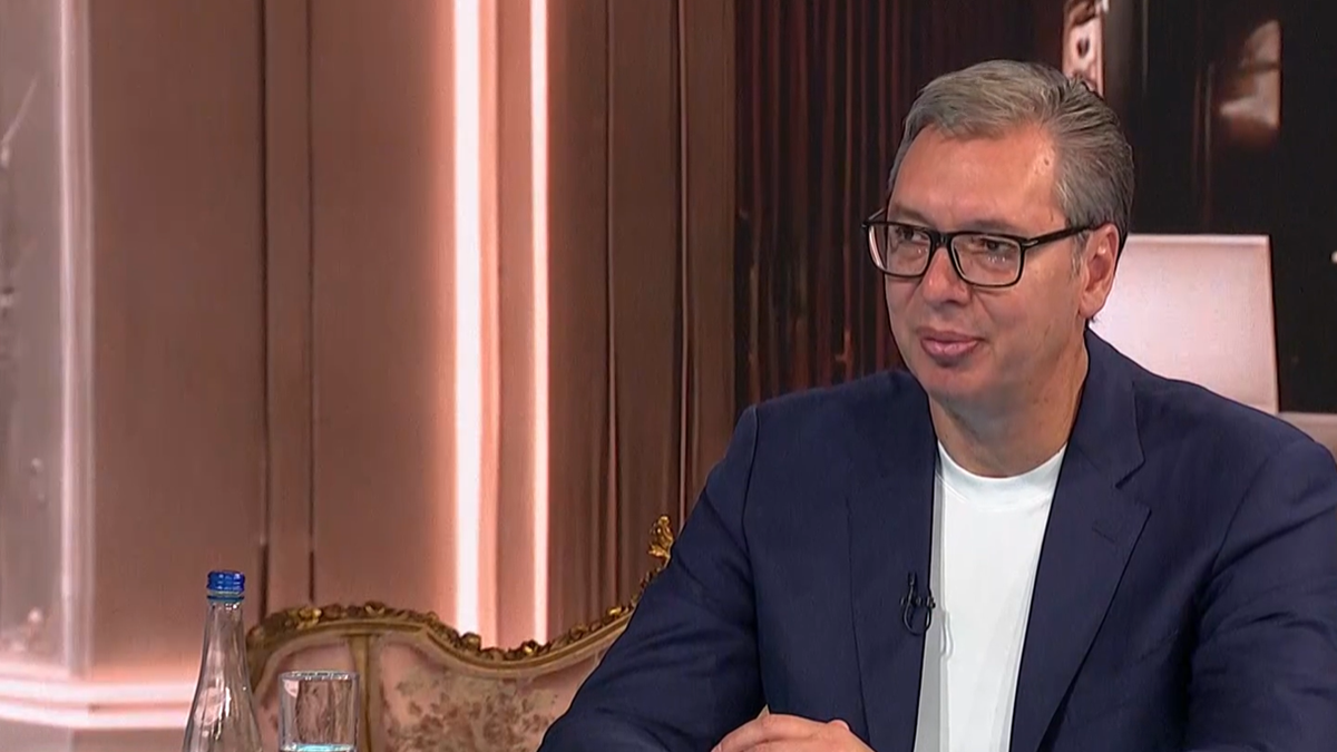 Vučić otkrio datum kada podnosi ostavku