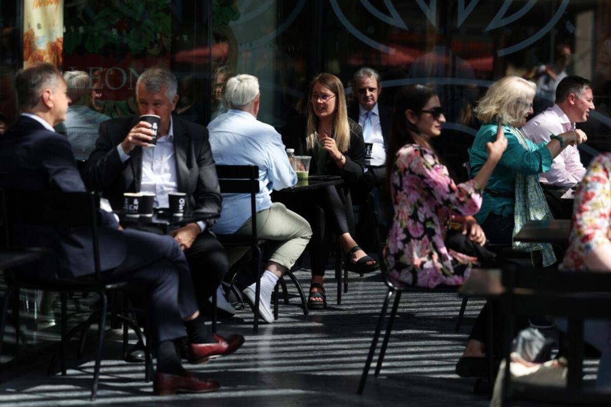 Dve kafe i kolač platili 35 evra u Rimu