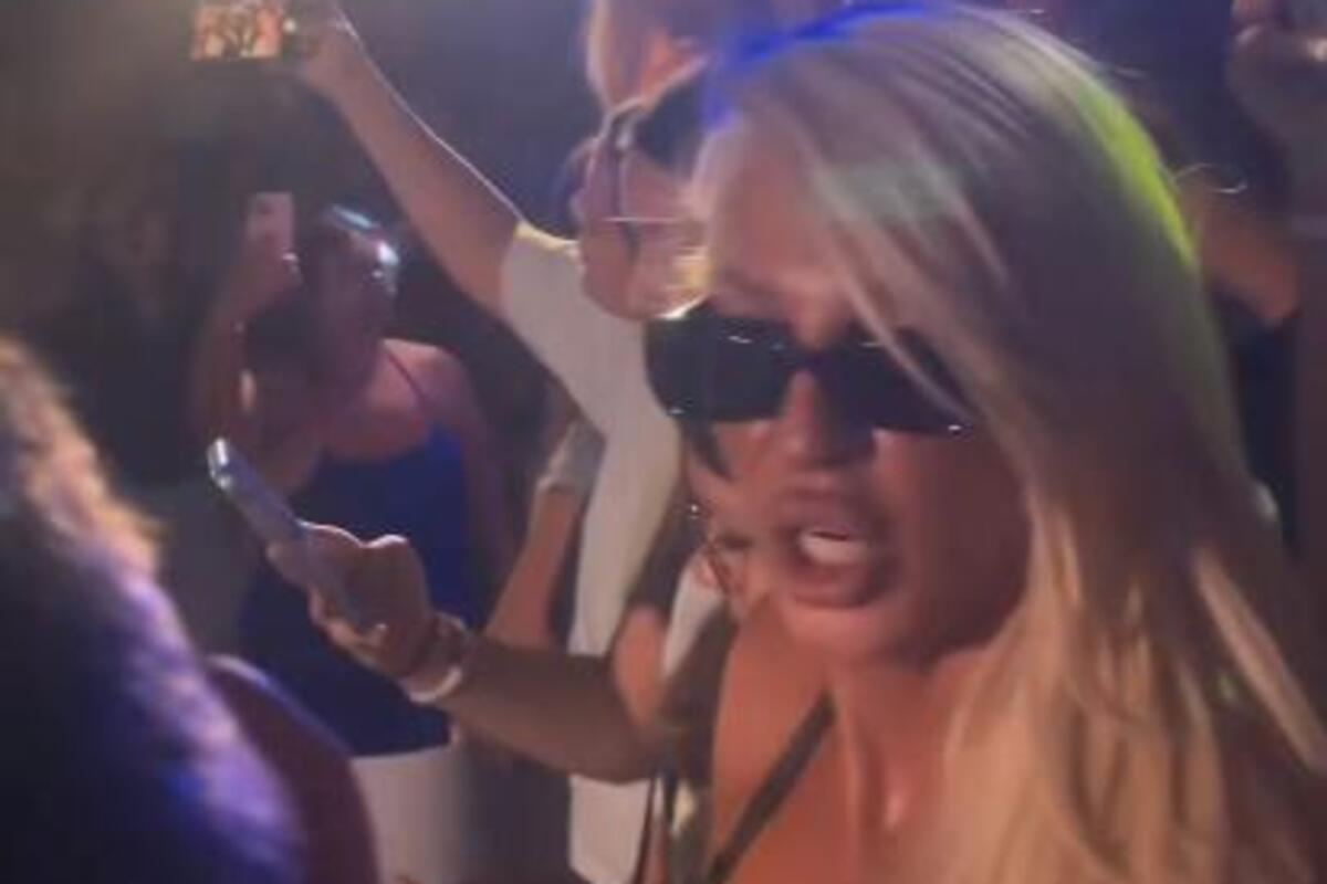 Jelena Karleuša napala obezbeđenje
